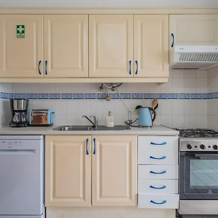 Sea View - By Wehost *