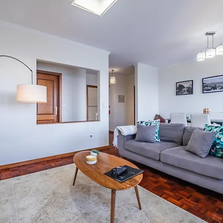 Sea View - By Wehost アパート *