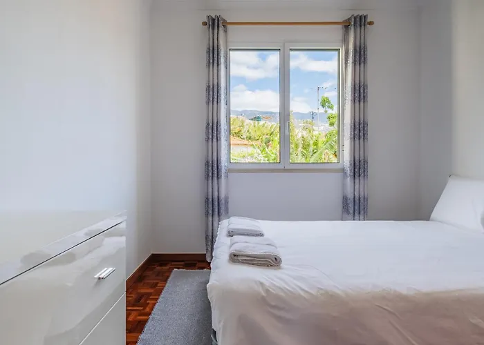 Sea View - By Wehost