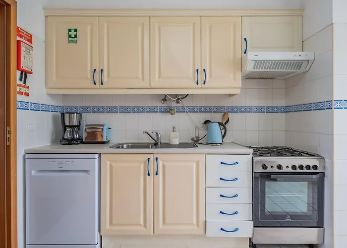 Sea View - By Wehost *