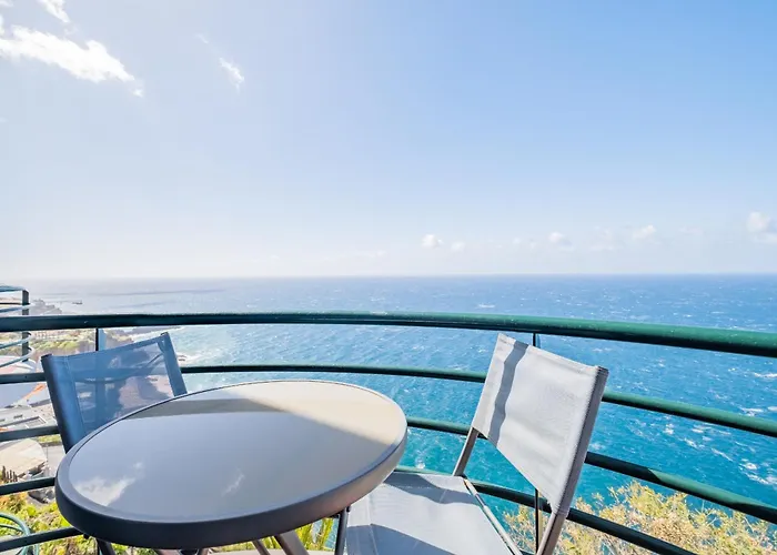 Sea View - By Wehost *